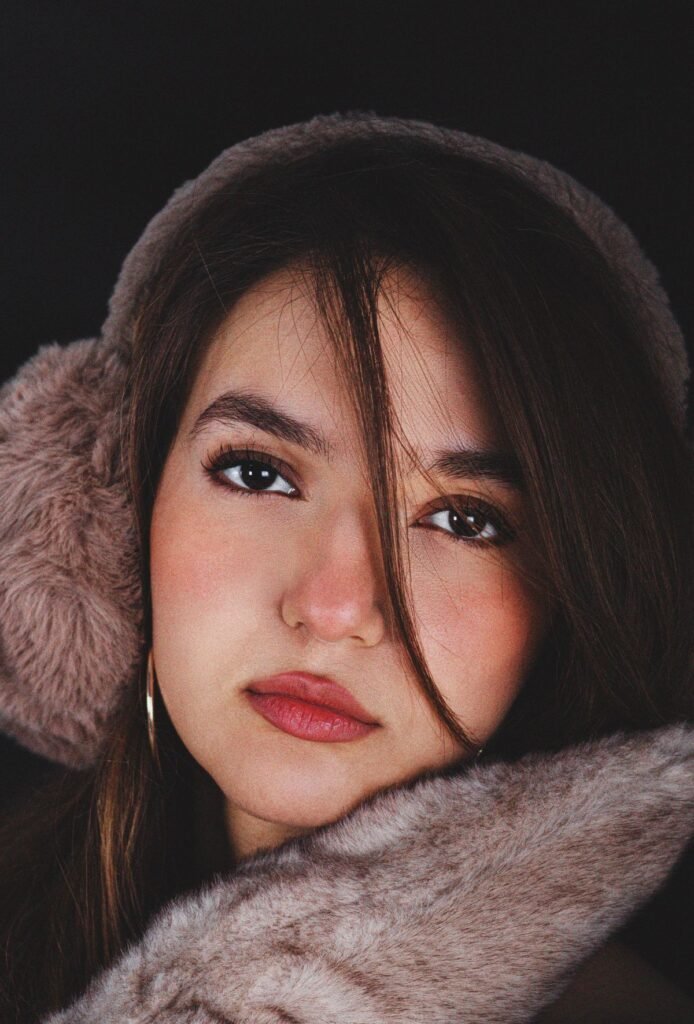 Fur Scarf Outfits: 12 Ways to Style Winter’s Cosy Statement in 2026